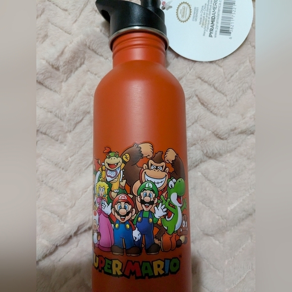 Nintendo Super Mario Bros Metal Water Bottle with Official Seal NWT - Picture 6 of 6